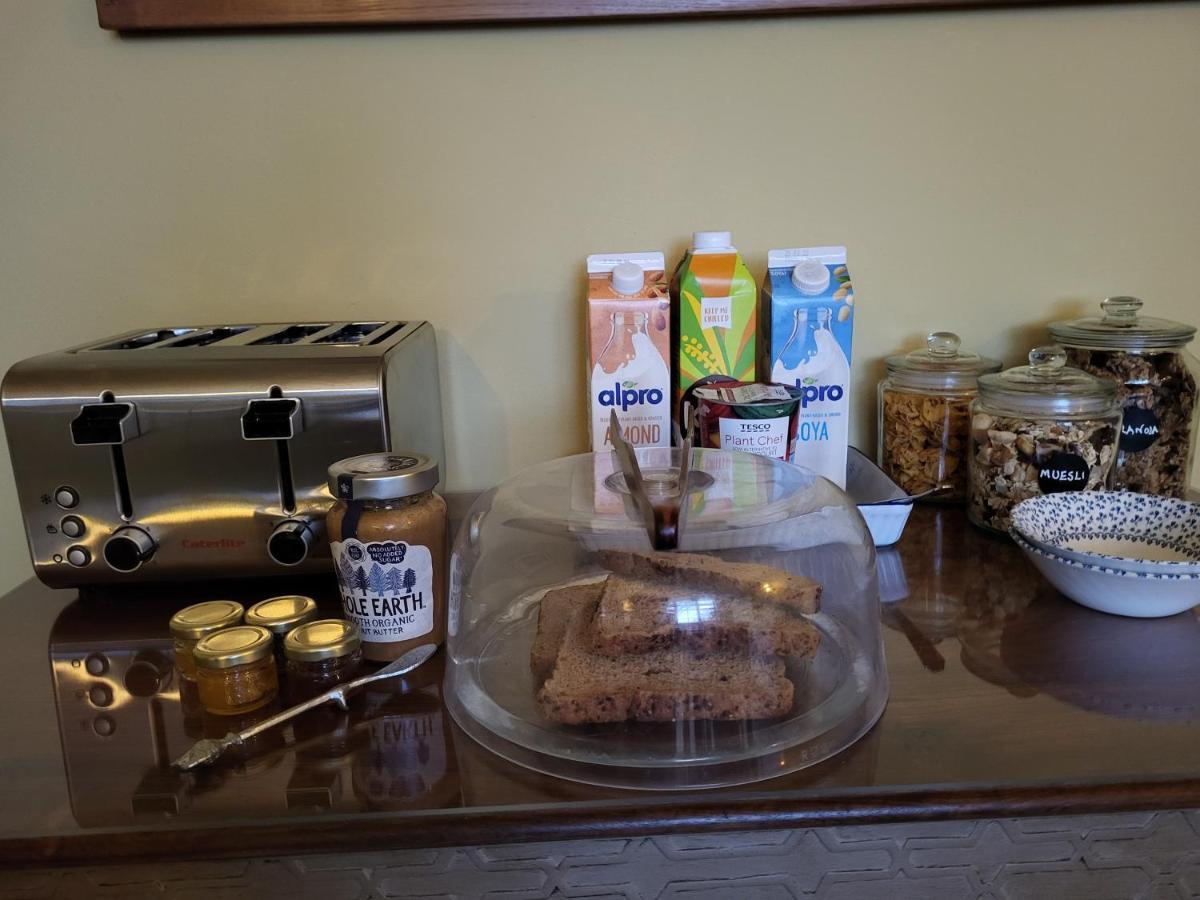 Llanon The Green Door Vegan B&B מראה חיצוני תמונה